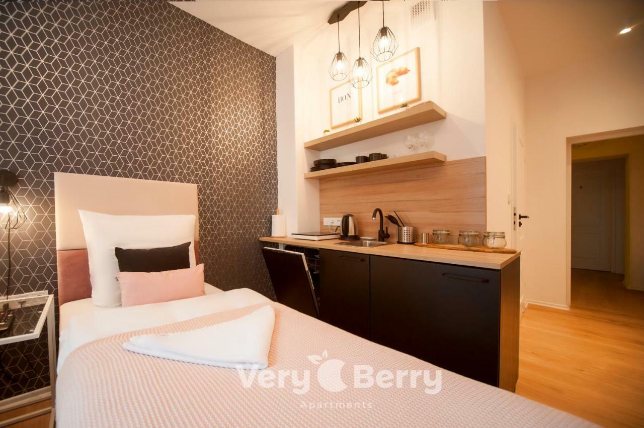 Very Berry - Glogowska 35A - Mtp Apartments - Self Check In 24H Poznań Extérieur photo